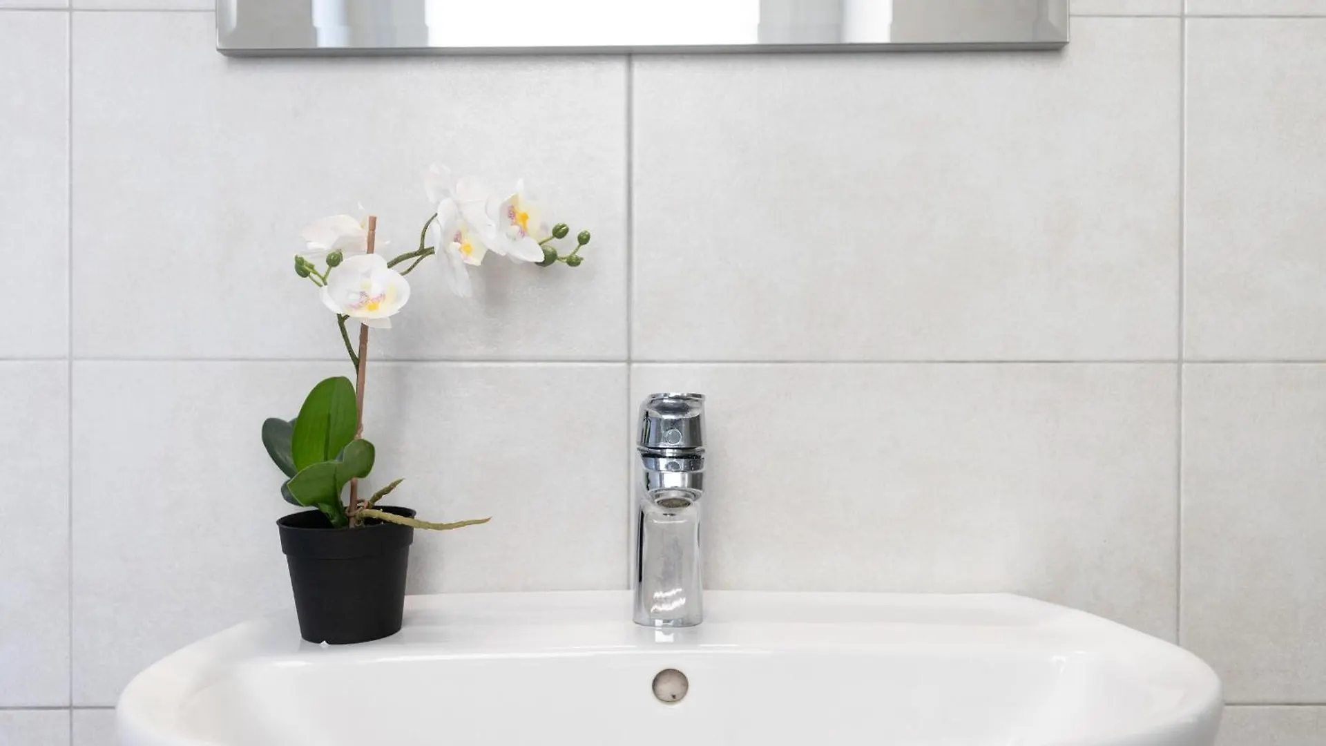 Apartment Cesano Boscone- One-Room Flat, Wi-Fi E Netflix